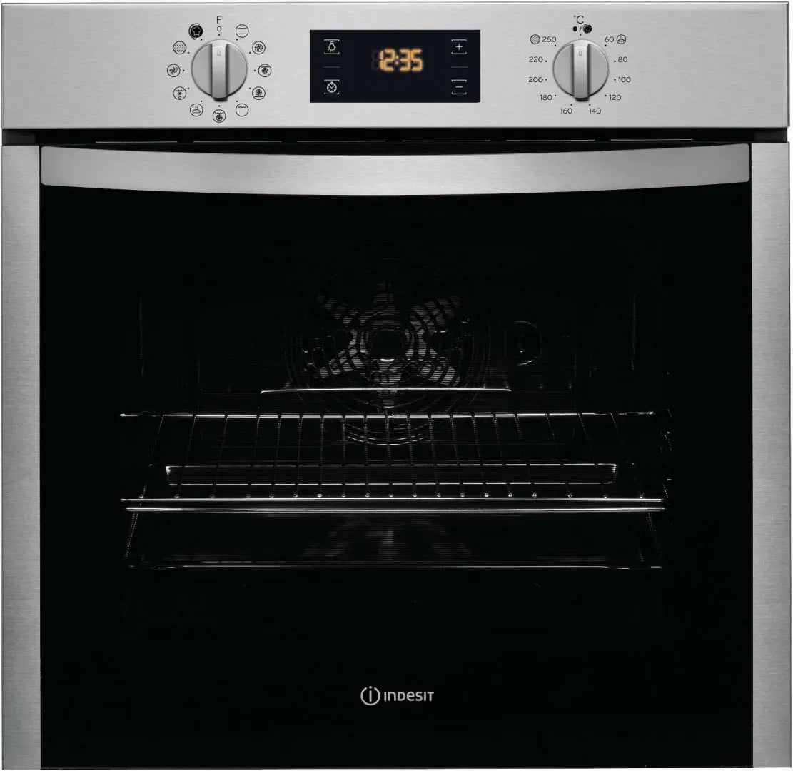 INDESIT four, pyrolyse modèle IFW 5844 PIX